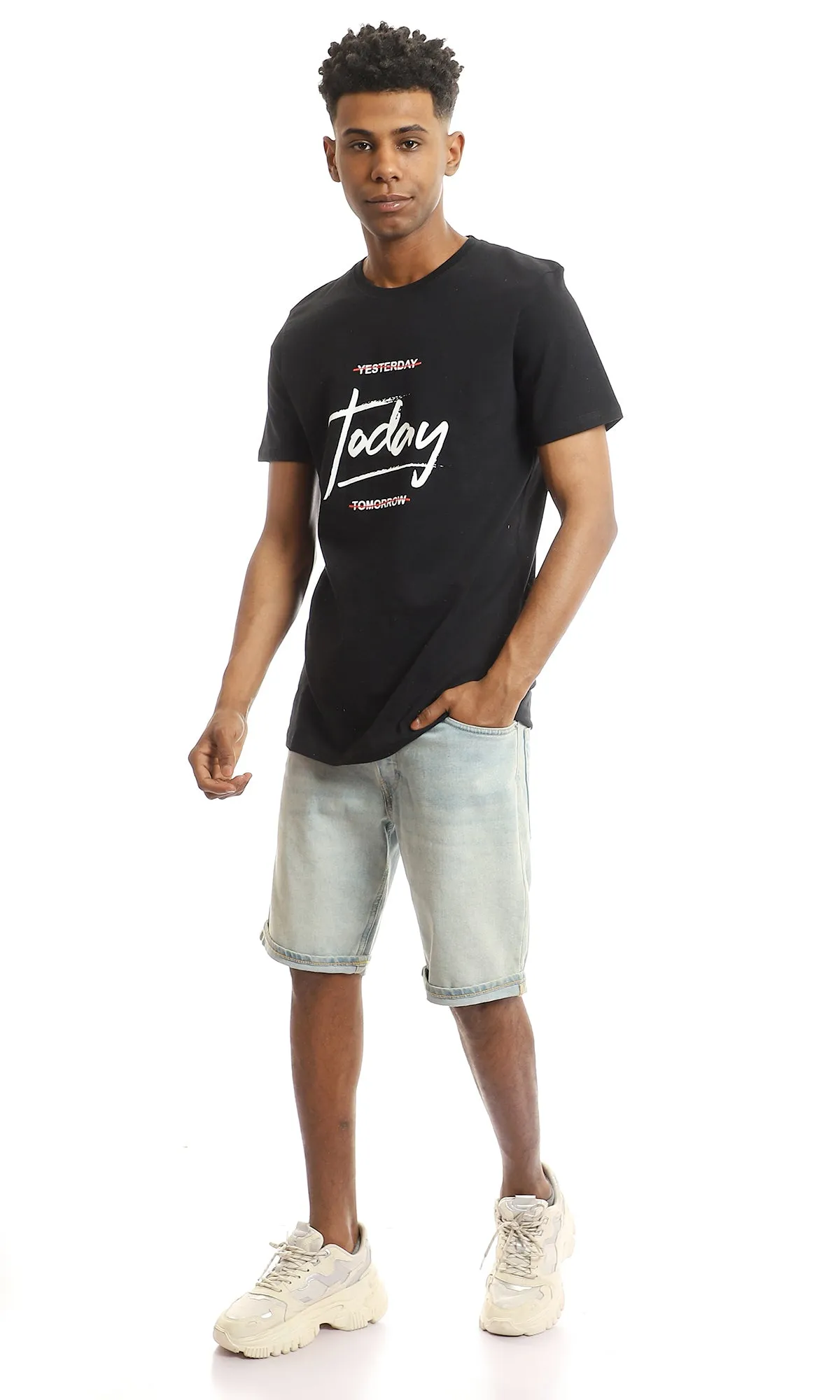 97745 Chest Printed Round Neck T-Shirt - Black
