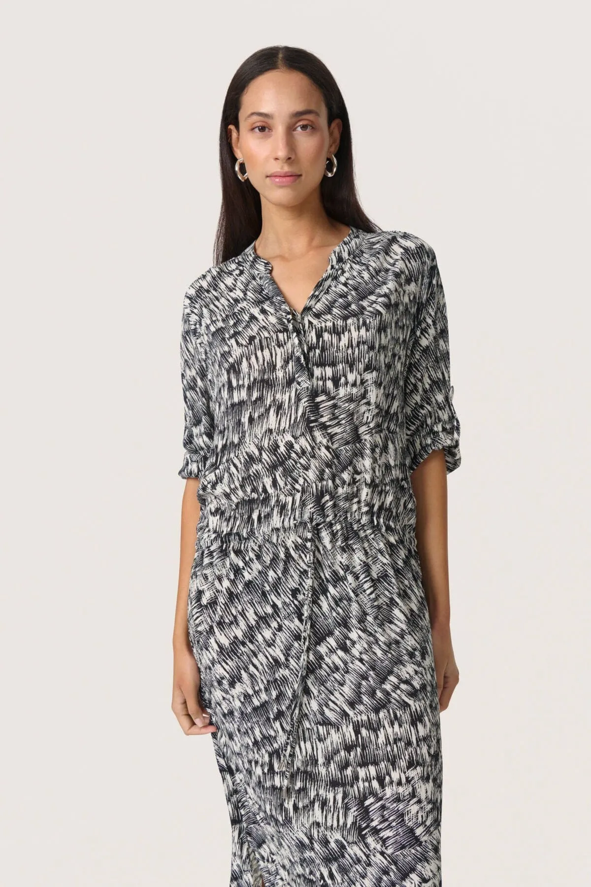 Zaya Printed Midi Dress - Black Stroke Print